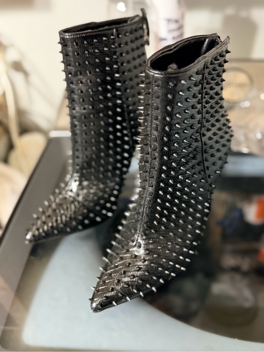 Steve Madden VIA-S Black Spiked Studded Pointed Toe Stiletto Booties Sz 7.5